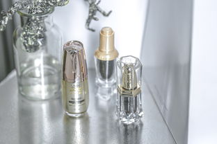 產(chǎn)品攝影與廣告設(shè)計(jì) 如何讓化妝品瓶和護(hù)膚瓶閃耀市場(chǎng)